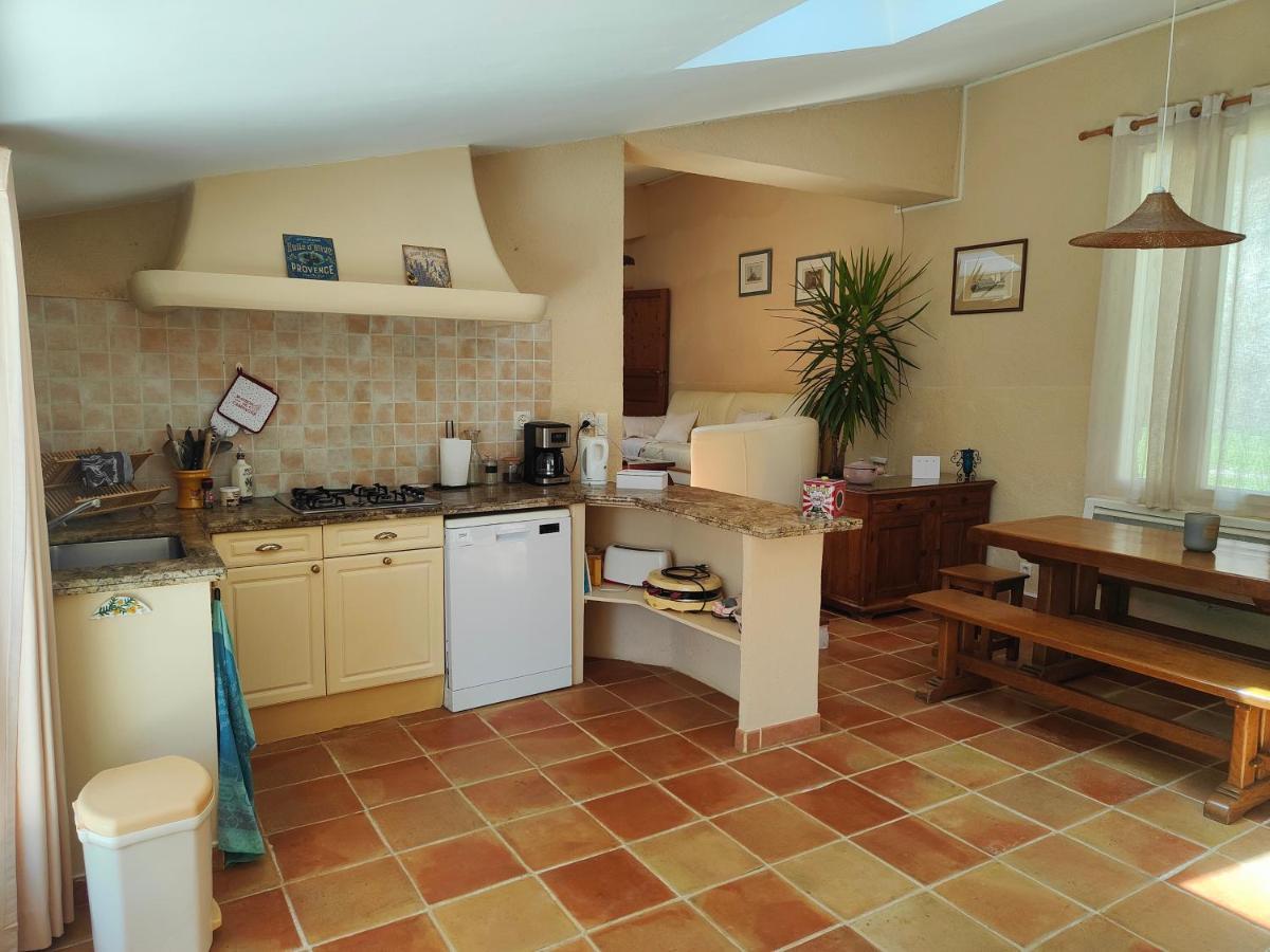 Domaine Bellavigne Gites Et Spa Forcalquier Εξωτερικό φωτογραφία