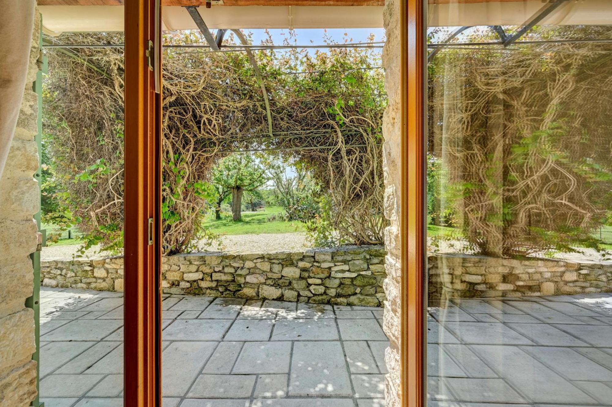 Domaine Bellavigne Gites Et Spa Forcalquier Εξωτερικό φωτογραφία