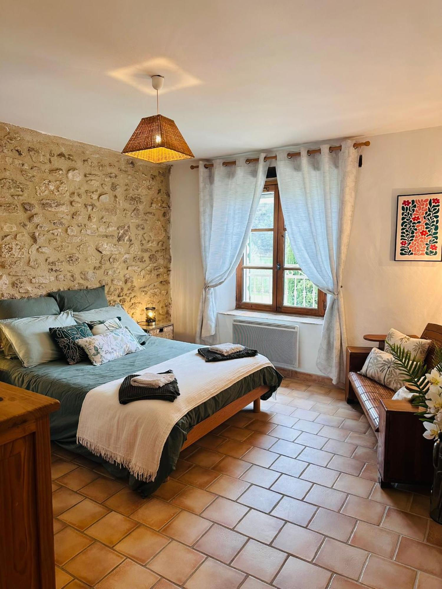Domaine Bellavigne Gites Et Spa Forcalquier Εξωτερικό φωτογραφία